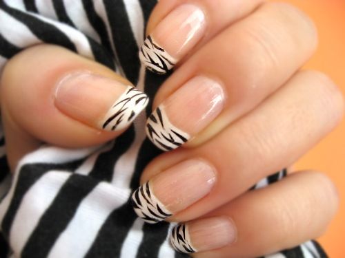 Zebra Nail manicure