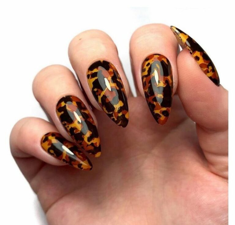 30 Stunning Print Nails For Fall 2023